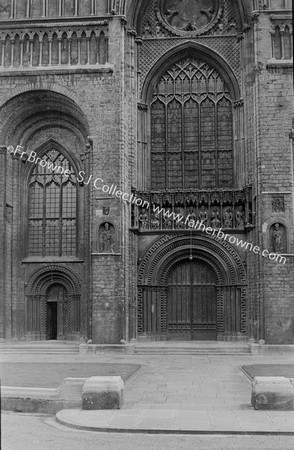 LINCOLN CATHEDRAL MAIN ENTRANCE WITH NORTHERN NORMAN RECESS